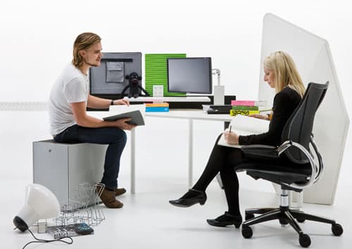 Expert Digital Engineering in Action